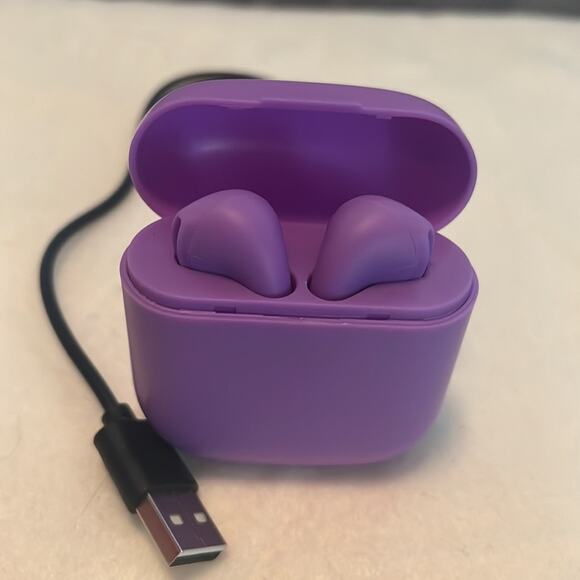 Purple Bluetooth Wireless Earbuds with usb - Picture 2 of 3